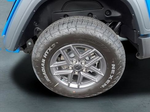 Used 2026 Jeep Wrangler Unlimited Sport AWD/4WD image 7