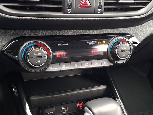 Used 2022 Kia Forte GT-Line w/ GT-Line Technology Package FWD image 15