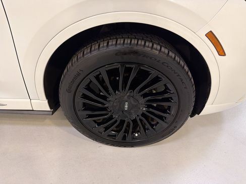 Used 2022 Lincoln Corsair Reserve FWD image 30