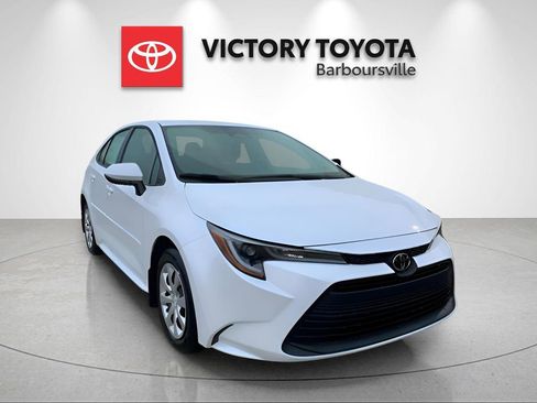 New 2026 Toyota Corolla LE image 2