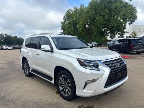 Used 2023 Lexus GX 460 Luxury w/ Accessory Package AWD/4WD image 3