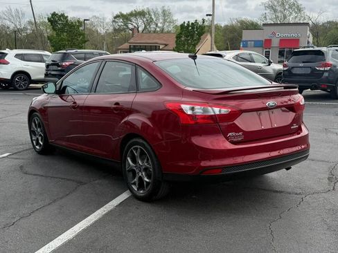 Used 2014 Ford Focus SE w/ Equipment Group 201A image 11