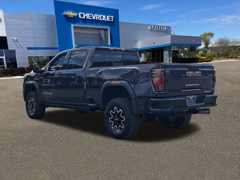 Used 2026 GMC Sierra 2500 AT4X AWD/4WD image 25