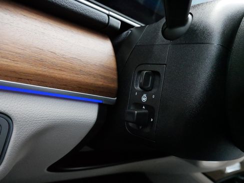 Used 2022 Mercedes-Benz GLE 350 4MATIC image 28