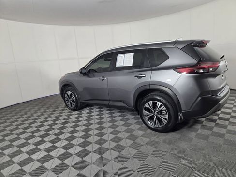 Used 2023 Nissan Rogue SV w/ SV Premium B Package FWD image 8