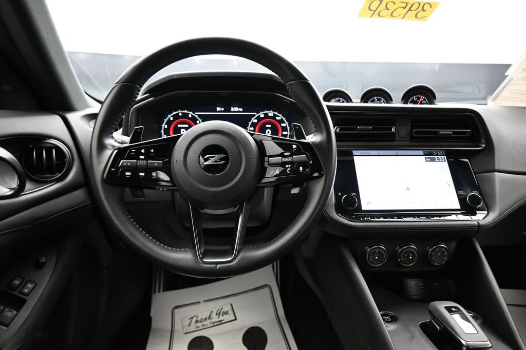 Used 2025 Nissan Z Performance w/ Floor Mat Package RWD image 13