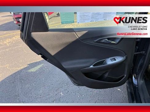 Used 2023 Chevrolet Malibu LT image 14
