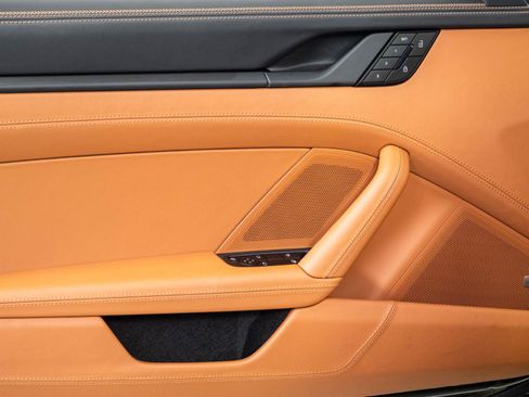 Certified 2026 Porsche 911 Targa 4 GTS AWD/4WD image 6