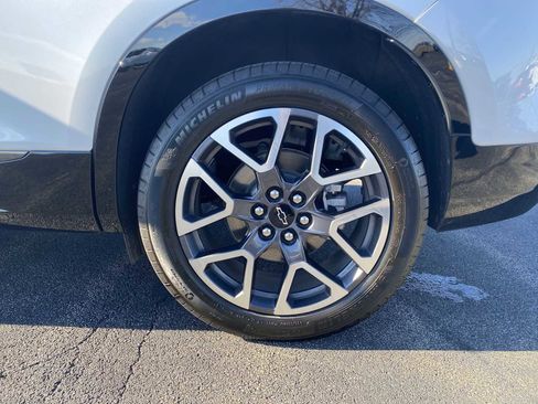 Used 2025 Chevrolet Blazer RS image 38