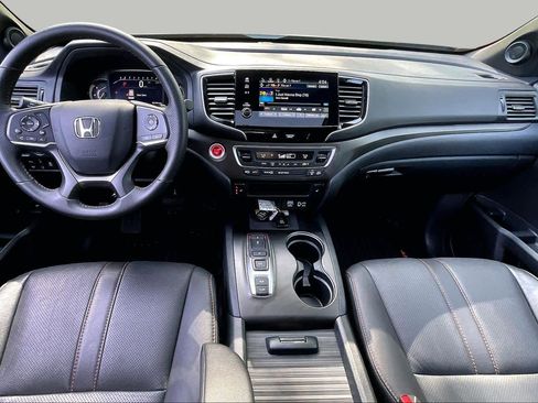 Used 2023 Honda Passport TrailSport image 15