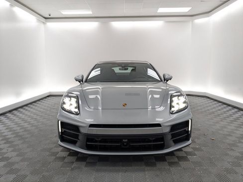 Certified 2025 Porsche Panamera image 6