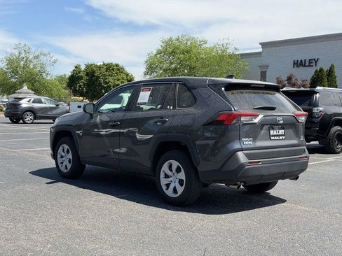 Used 2025 Toyota RAV4 LE image 21