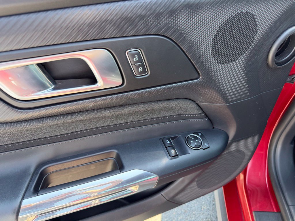 Used 2024 Ford Mustang Coupe RWD image 13