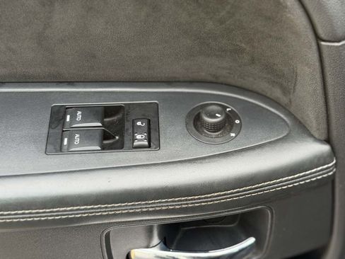 Used 2013 Dodge Challenger SRT8 w/ Harman Kardon Audio Group image 31