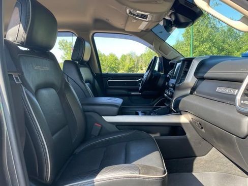 Used 2021 RAM 1500 Laramie AWD/4WD image 13