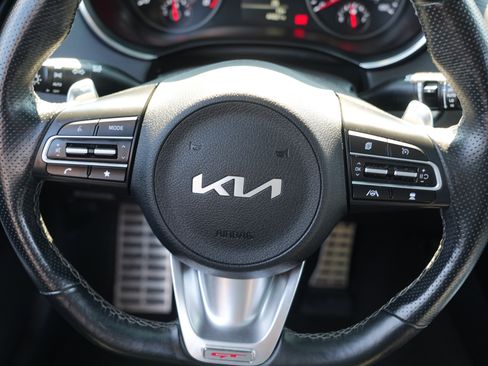 Used 2022 Kia Stinger GT1 AWD/4WD image 23