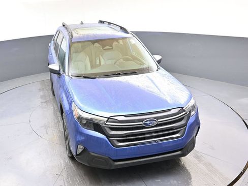 Used 2026 Subaru Forester Premium AWD/4WD image 43