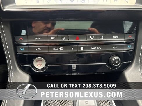 Used 2020 Jaguar F-PACE SVR image 14