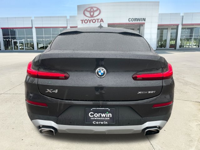 Used 2023 BMW X4 xDrive30i w/ Premium Package AWD/4WD image 4