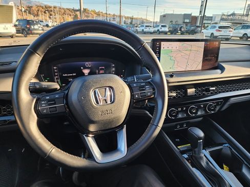 Used 2024 Honda Accord Touring image 20