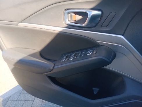 Used 2025 Acura Integra image 14