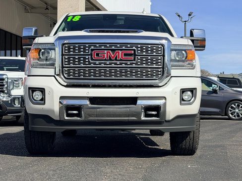 Used 2018 GMC Sierra 2500 Denali w/ Duramax Plus Package image 26