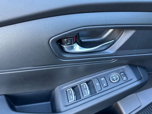 Used 2024 Honda Accord LX image 25