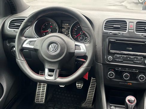 Used 2013 Volkswagen Golf 4-Door image 27