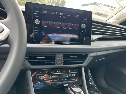 New 2026 Volkswagen Jetta SEL image 27