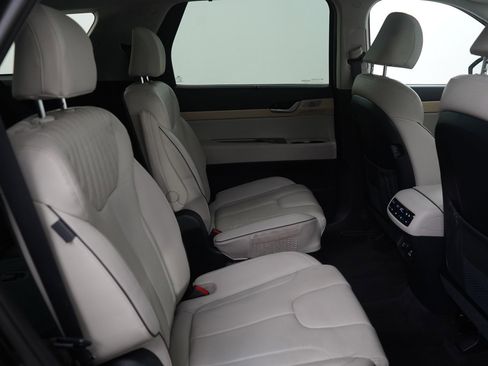 Used 2024 Hyundai Palisade Limited image 12