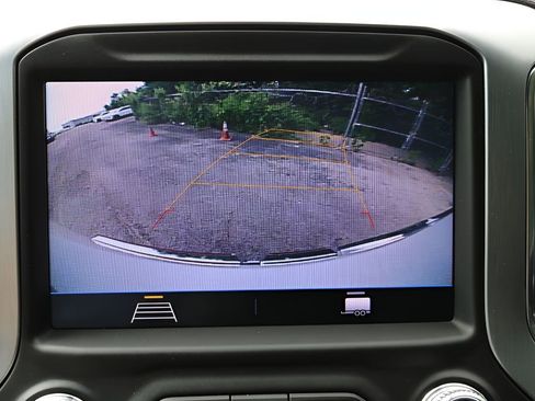 Used 2021 GMC Sierra 1500 Elevation RWD image 23