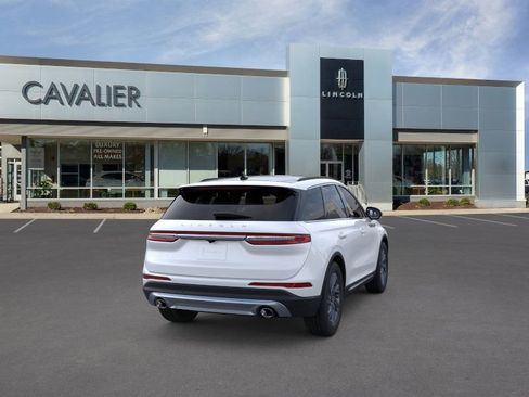 Used 2025 Lincoln Corsair Premiere w/ Equipment Group 101A image 8