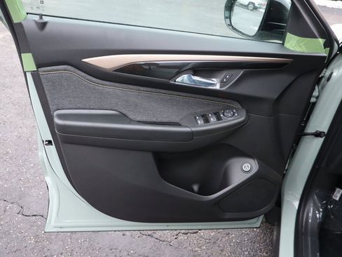 New 2026 Chevrolet TrailBlazer ACTIV w/ Convenience Package image 3