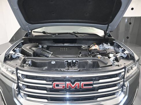 Used 2023 GMC Acadia SLE FWD image 28