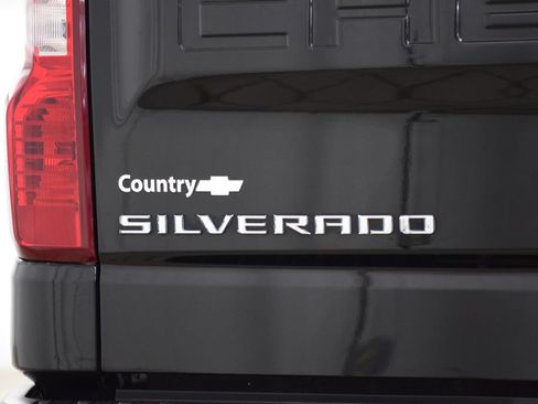 Used 2024 Chevrolet Silverado 1500 LT AWD/4WD image 21