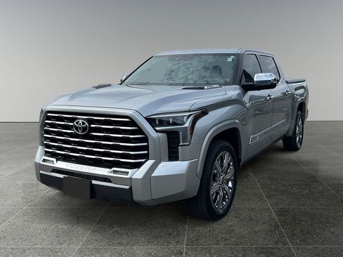 Used 2023 Toyota Tundra Capstone AWD/4WD image 3