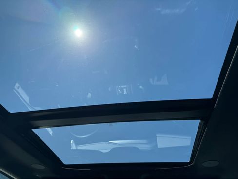 Used 2025 Ford F150 Lariat w/ Equipment Group 502A High image 30