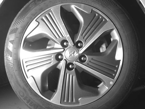 Used 2019 Hyundai Sonata Limited image 27