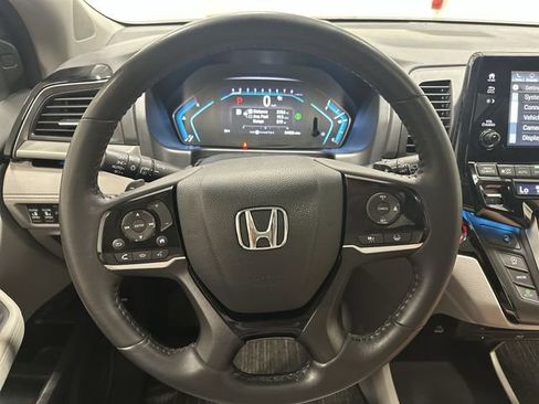 Used 2023 Honda Odyssey Touring image 13