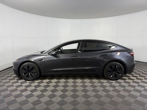 Used 2025 Tesla Model 3 Long Range RWD image 10