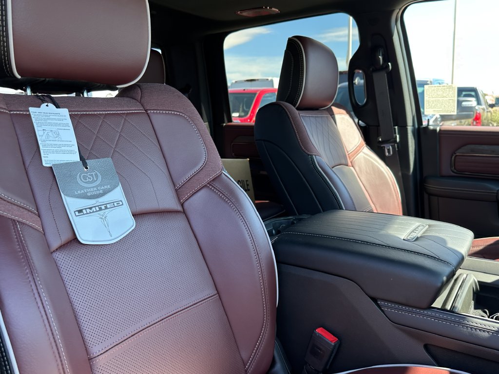 New 2026 RAM 2500 Limited AWD/4WD image 15