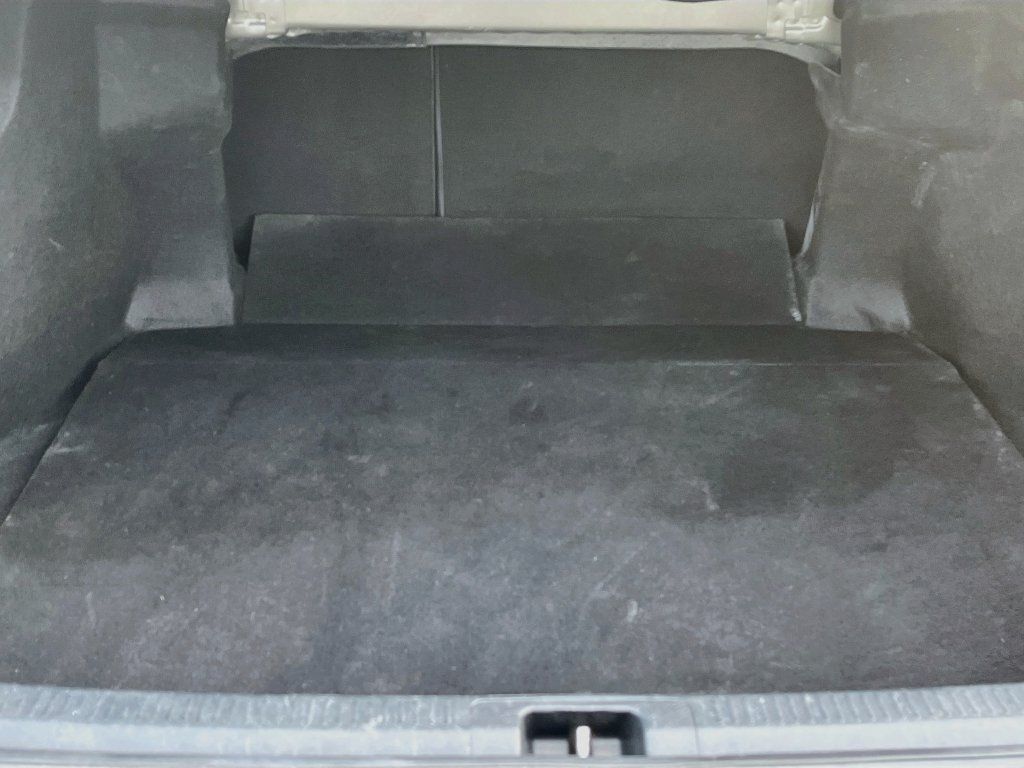 Used 2023 Toyota Camry SE FWD image 23