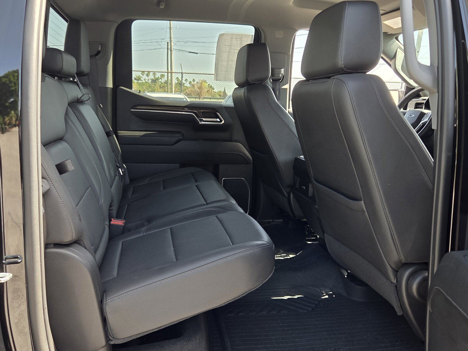 Used 2023 Chevrolet Silverado 1500 RST AWD/4WD image 16