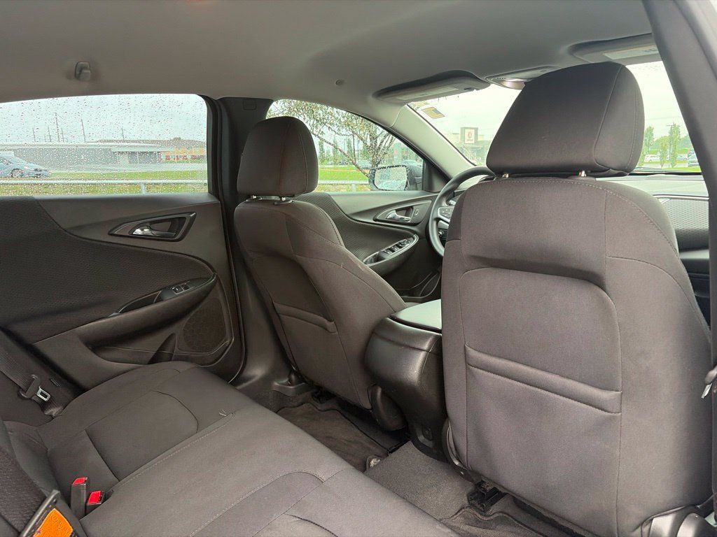 Used 2017 Chevrolet Malibu LS FWD image 29