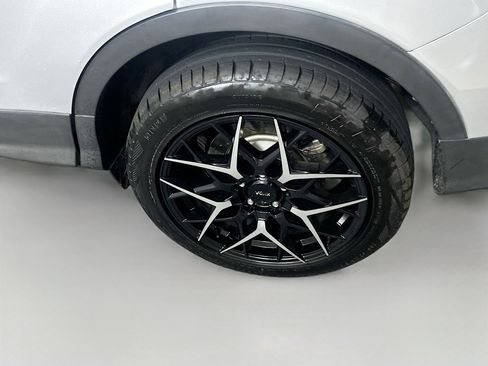 Used 2018 Ford Escape Titanium AWD/4WD image 11