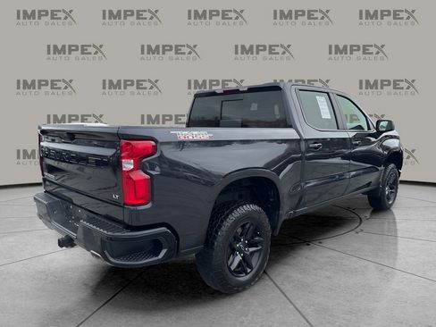 Used 2024 Chevrolet Silverado 1500 LT Trail Boss w/ Convenience Package II image 5