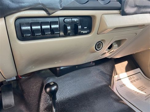 Used 2004 Ford F450 XL image 15