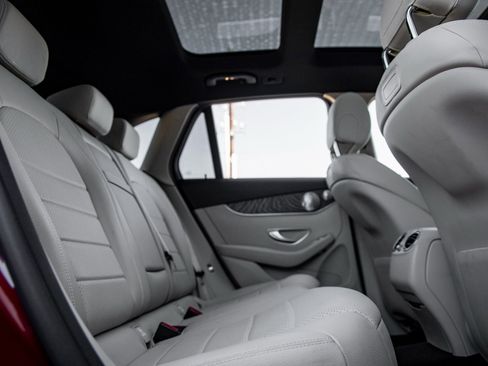 Used 2018 Mercedes-Benz GLC 300 GLC 300 image 36