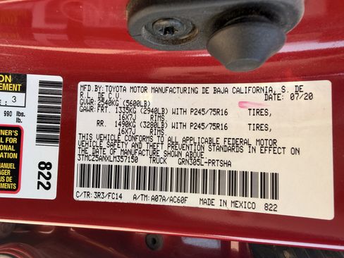 Used 2020 Toyota Tacoma SR5 w/ Technology Package AWD/4WD image 10
