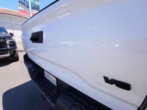 Used 2021 Toyota Tacoma TRD Off-Road w/ Technology Package AWD/4WD image 33